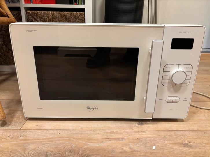Micro-ondes Whirlpool GT288/WH, Electroménager, Micro-ondes, Comme neuf, Gril, Enlèvement