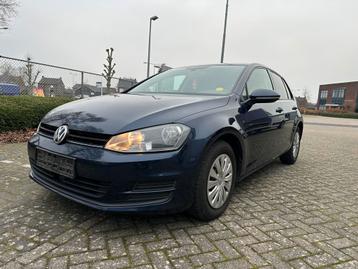 VW Golf 7 1.6 TDI Navi Euro5 beschikbaar voor biedingen