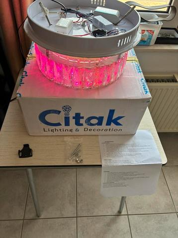 Led plafondlamp beschikbaar voor biedingen