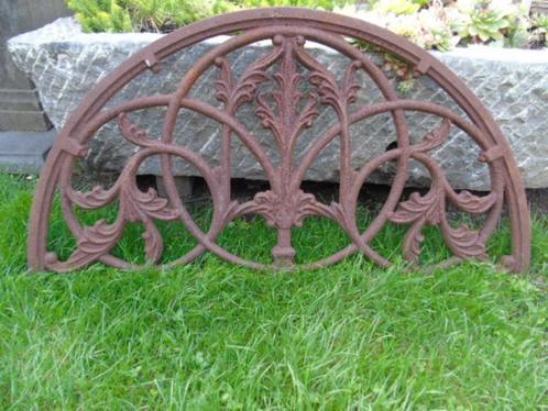 oud roestig gietijzeren kombord! Halve maan, Tuin en Terras, Tuinwanddecoratie, Zo goed als nieuw, Ophalen