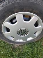 ZOU VANDAAG 3 ORIGINELE VOLKSWAGEN WIELDOPPEN MOETEN ACHTERL, Auto diversen, Wieldoppen, Ophalen, Gebruikt