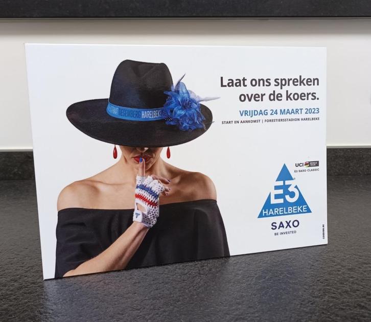 Promotiepaneel E3 Saxo Classic 2023, Verzamelen, Sportartikelen en Voetbal, Zo goed als nieuw, Verzenden