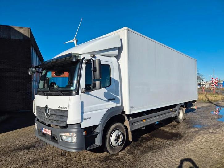 Mercedes-Benz MERCEDES ATEGO 1224, Autos, Camions, Entreprise, Achat, ABS, Cruise Control, Avertissement de sortie de voie, Phares antibrouillard