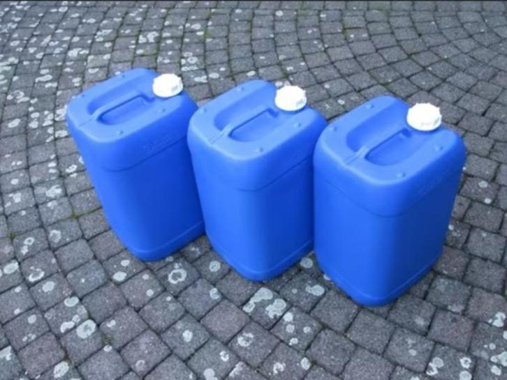 Jerrycan 25 liter - Schoon en droog - Grote voorraad!, Tuin en Terras, Regentonnen, Zo goed als nieuw, Kunststof, Minder dan 75 liter