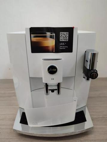 Jura WE8 Cappuccinoapparaat & aangebouwde minikoeler - koffi beschikbaar voor biedingen