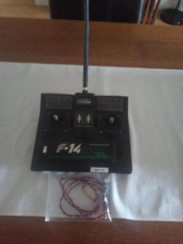 Zender f 14 van Robbe futaba, Enlèvement, Utilisé
