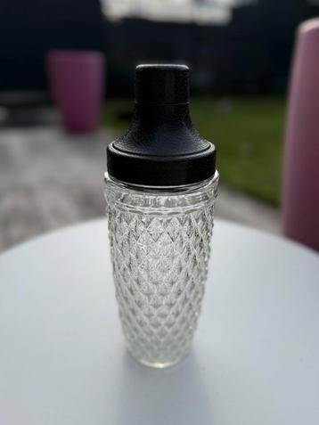 Glazen cocktail mixer/shaker van Nestlé. beschikbaar voor biedingen