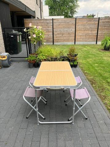 Quechua Opvouwbare tafel * 4 Krukken  beschikbaar voor biedingen