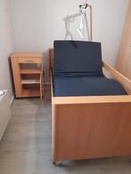 verzorgbed met nachtkastje, Diversen, Ophalen, Zo goed als nieuw