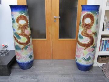 XXL Chinese vazen met prachtig decor ! (2stuks) beschikbaar voor biedingen