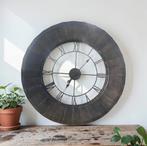 Belle grande montre murale en métal. Avec mouvement à quartz, Jardin & Terrasse, Brouettes, Enlèvement