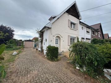 Gerenoveerde woning 3 slpk en tuin waterschei genk beschikbaar voor biedingen
