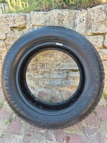 Goodyear Efficient Grip 215/60/R17 beschikbaar voor biedingen