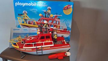 Playmobil city action brandweerboot beschikbaar voor biedingen