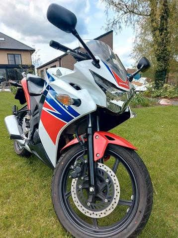 Honda cbr 125r 