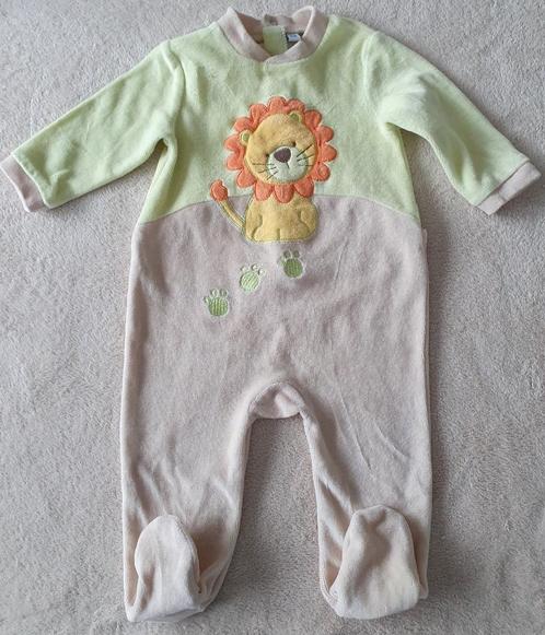 Pyjama grenouillère velours beige et vert - T68 - NEUF, Enfants & Bébés, Vêtements de bébé | Taille 68, Neuf, Garçon ou Fille