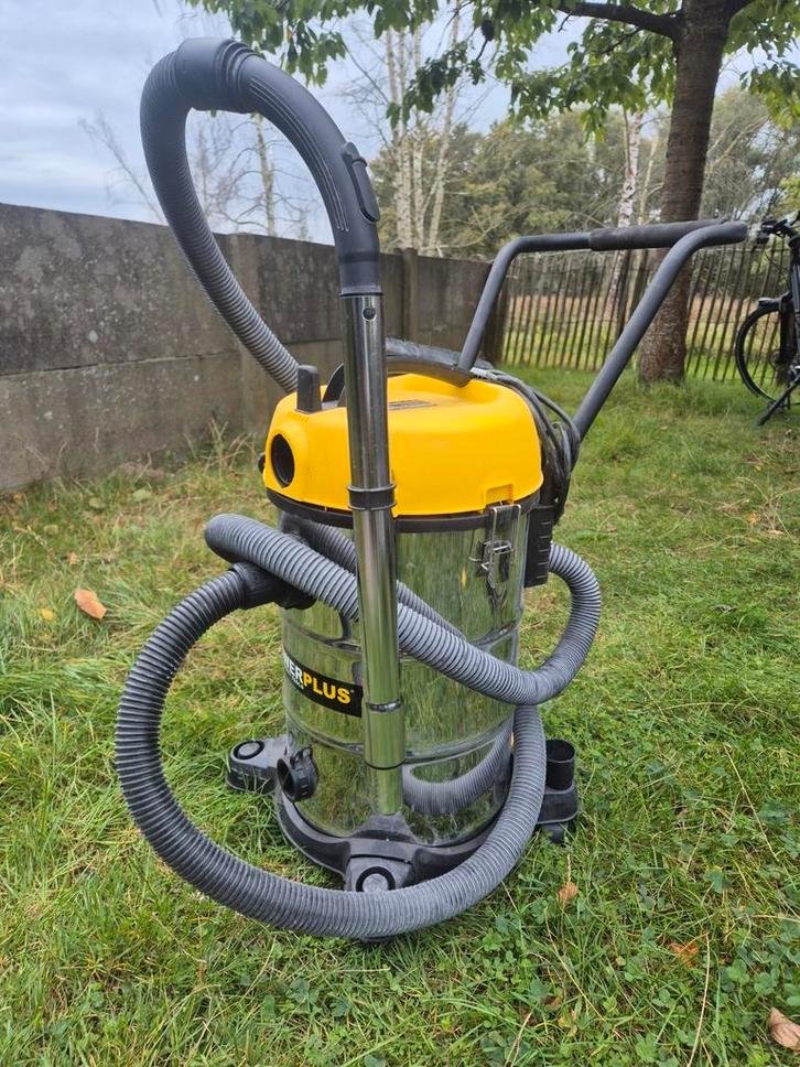 Powerplus-Elektrische stofzuiger-nat/droog, Doe-het-zelf en Bouw, Reinigingsmachines, Zo goed als nieuw, Ophalen