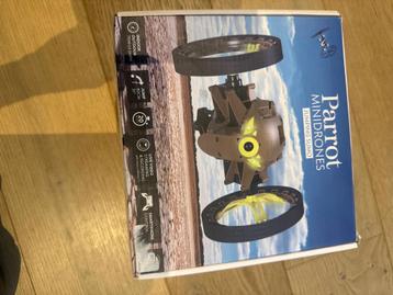 Parrot MiniDrone Jumping Sumo, Enlèvement ou Envoi, Comme neuf, Drone avec caméra