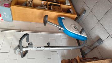 Hometrainer fiets beschikbaar voor biedingen