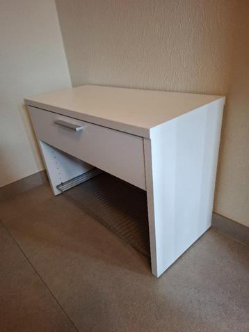 Wit Hal kastje met schuif en schoenrekje, Enlèvement, Utilisé, Tijdloos