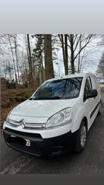 Citroën Berlingo 1.6HDI 3PL Clim Attach 2016, Auto's, Citroën, Voorwielaandrijving, Euro 5, Stof, Zwart