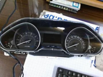 Compteur Peugeot 208 2015 3P  9822621180 (383)