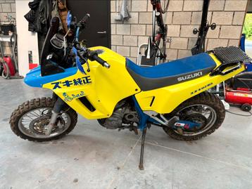 Suzuki DR800 beschikbaar voor biedingen
