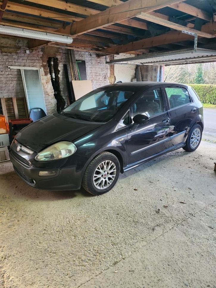 Fiat punto 13 multi jet, Autos, Fiat, Particulier, Punto, ABS, Airbags, Air conditionné, Verrouillage central, Vitres électriques