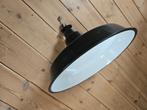 Grote emaille industriële hanglamp in zeer goede staat, Ophalen, Gebruikt, Overige materialen, Industriële hanglamp