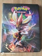 pokemonkaarten in verzamelbook met metalen doosje, Ophalen, Zo goed als nieuw