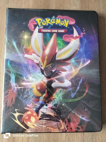 pokemonkaarten in verzamelbook met metalen doosje beschikbaar voor biedingen