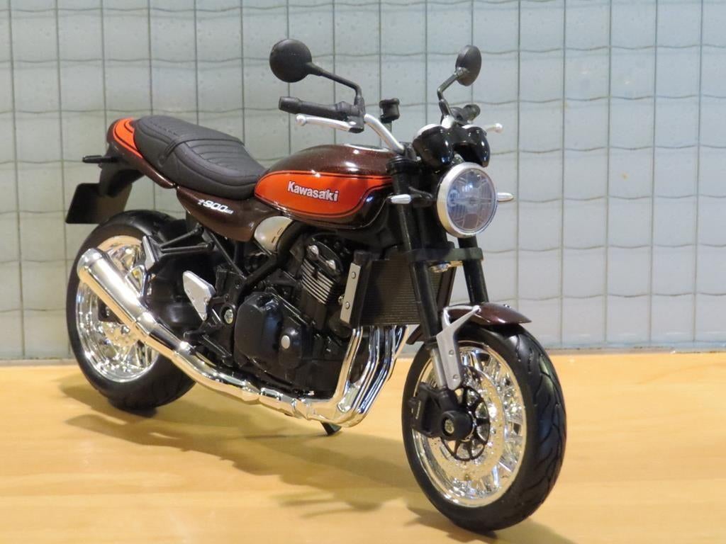 Kawasaki Z900RS 1:12 brown/red, Enlèvement ou Envoi, Neuf, 1:9 à 1:12, Moteur