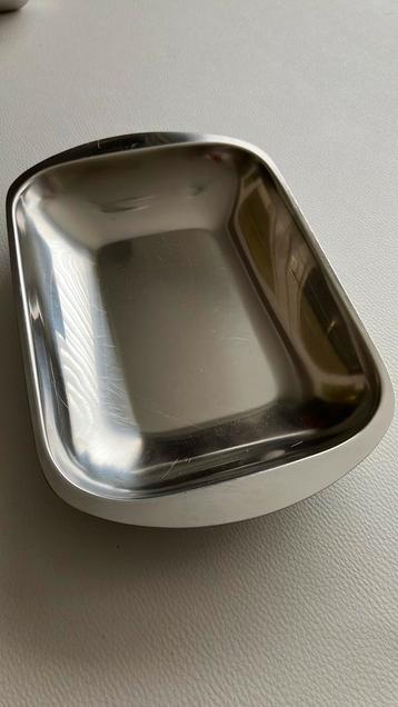 Inox schotel 18/10,  29x 19 cm beschikbaar voor biedingen