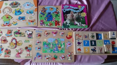 5 stuks educatieve houten puzzels 1 puzzelboekje als nieuw, Kinderen en Baby's, Speelgoed | Kinderpuzzels, Zo goed als nieuw, 2 tot 4 jaar