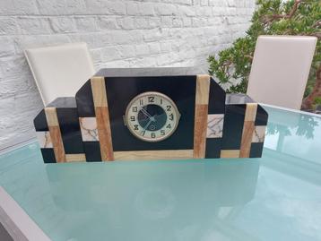 A vendre ensemble de cheminée avec horloge  beschikbaar voor biedingen