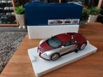 Minichamps Bugatti Veyron Centenaire 2009 1/18 Rouge/Chrome, Hobby & Loisirs créatifs, Voitures miniatures | 1:18, Comme neuf