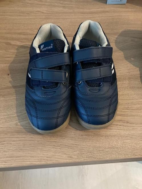 Sportieve schoenen Panther blauw maat 30, Enfants & Bébés, Vêtements enfant | Chaussures & Chaussettes, Comme neuf, Chaussures de sport