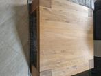 Massief eiken salontafel 110x110, Huis en Inrichting, Tafels | Salontafels, Ophalen, Zo goed als nieuw, Minder dan 50 cm, 100 tot 150 cm