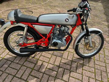 Honda ace dream skyteam 2012 beschikbaar voor biedingen