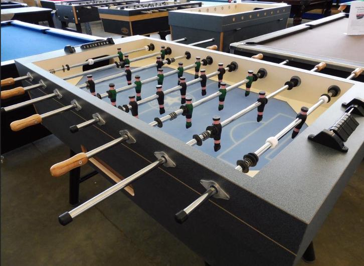 VOETBALTAFEL NIEUW KICKER, Kinderen en Baby's, Speelgoed | Voetbaltafels, Ophalen