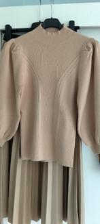 50% reduktie/nieuw truitje van Guess/ 38/40, Maat 38/40 (M), Guess, Verzenden, Beige