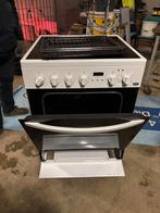 cuisinière électrique autoportante Zanussi, Electroménager, Cuisinières, 85 à 90 cm, 4 zones de cuisson, Enlèvement, Utilisé