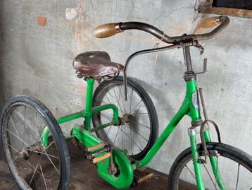 antieke oude trike kinderfiets 3wieler fiets 3 driewieler beschikbaar voor biedingen