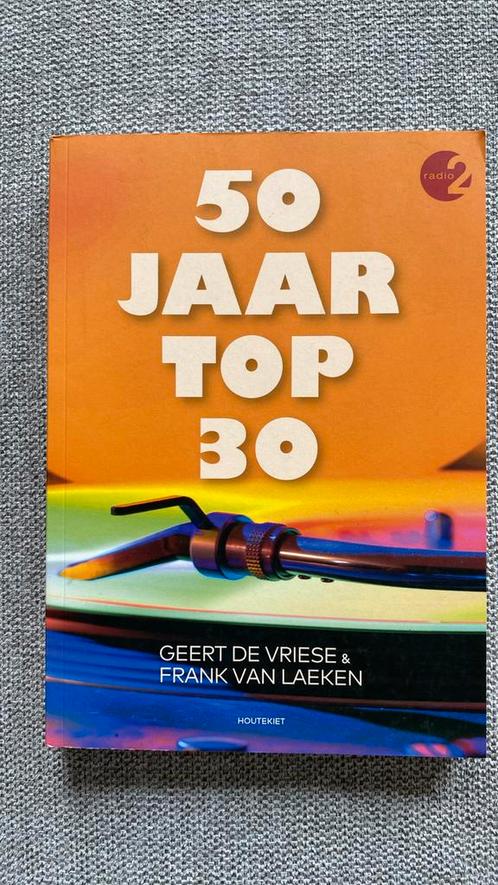 Frank Van Laeken - 50 jaar Top 30, Boeken, Muziek, Zo goed als nieuw, Ophalen of Verzenden