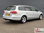 Volkswagen Passat Variant 1.6 TDI Trendline BlueMotion | Cru, Auto's, Volkswagen, 116 g/km, Zwart, Bedrijf, Zilver of Grijs