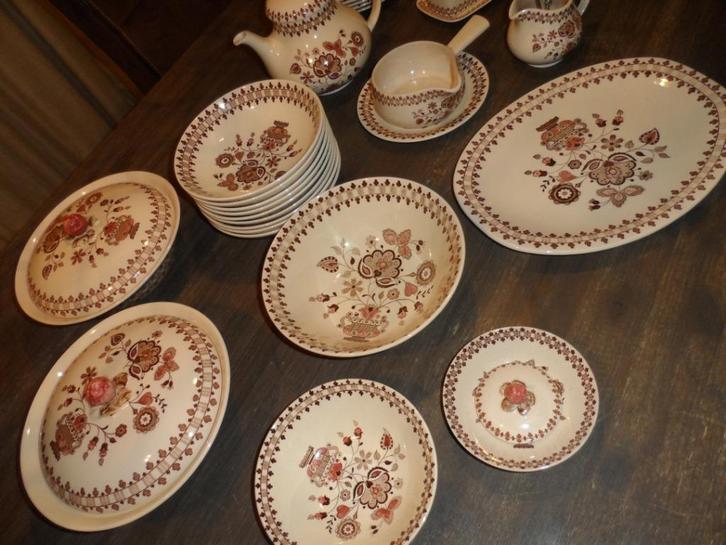 Servies OLD GRANITE JOHNSON BROS, Antiek en Kunst, Antiek | Servies compleet, Ophalen of Verzenden