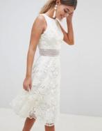 Witte jurk van Chi Chi london - NIEUW - Maat 40, Ophalen, Maat 38/40 (M), Wit