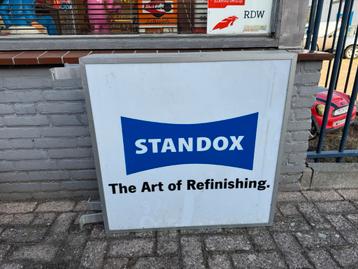 STANDOX lak reclame lichtbak beschikbaar voor biedingen