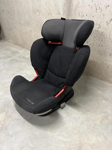 Autostoeltjes beschikbaar voor biedingen