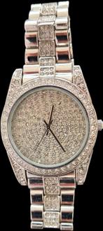 Nouvelle montre femme, Bijoux, Sacs & Beauté, Montres | Femmes, Argent, Enlèvement, Neuf